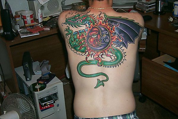 Татуировка - дракон, оберегающий небесное ДАО