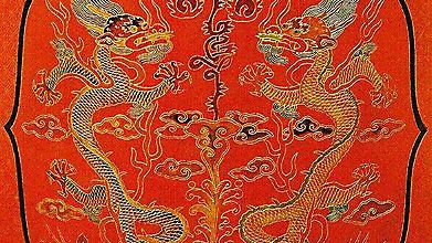 Китайская вышивка с двумя драконами